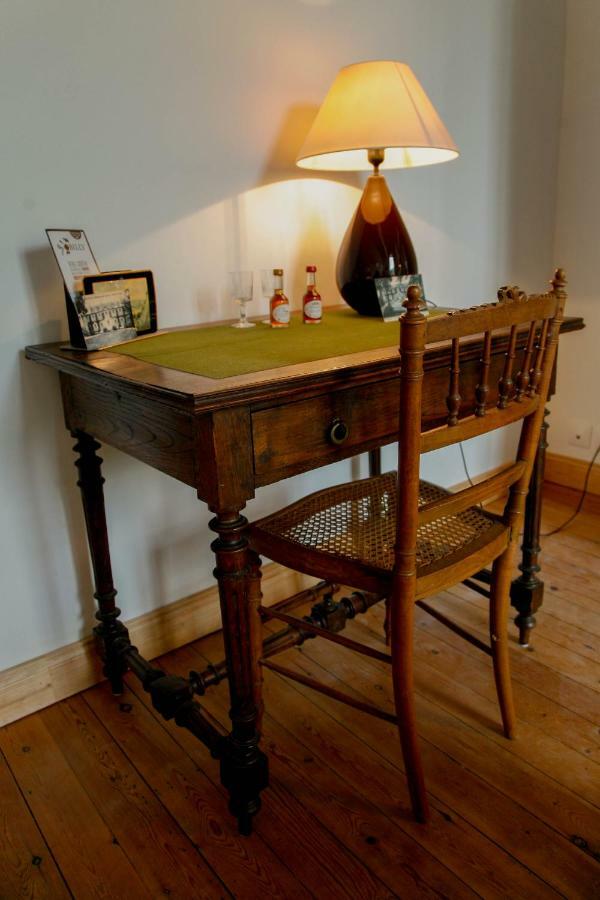 Bed & Breakfast Chateau Les Cedres Bretteville-l'Orgueilleuse Luaran gambar