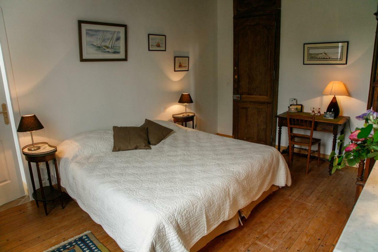 Bed & Breakfast Chateau Les Cedres Bretteville-l'Orgueilleuse Luaran gambar