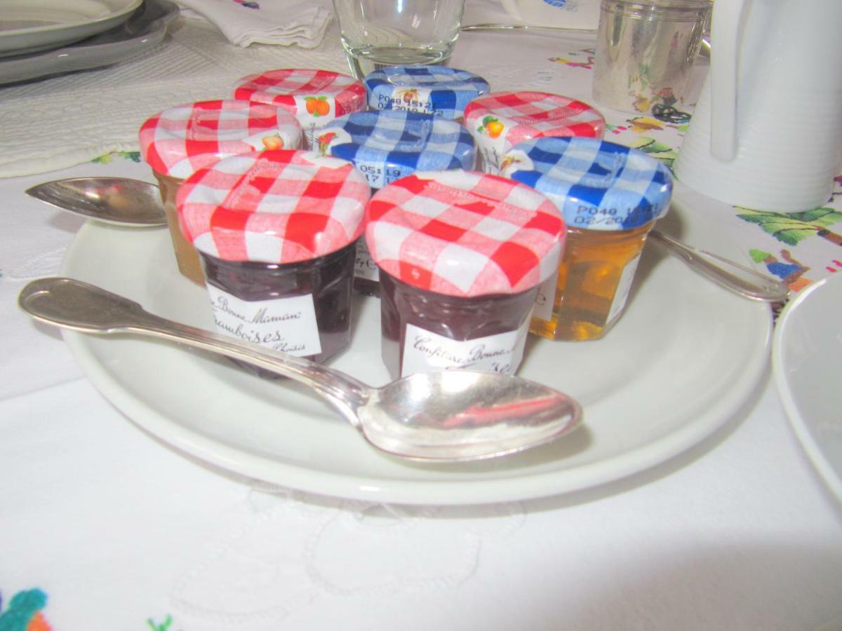 Bed & Breakfast Chateau Les Cedres Bretteville-l'Orgueilleuse Luaran gambar